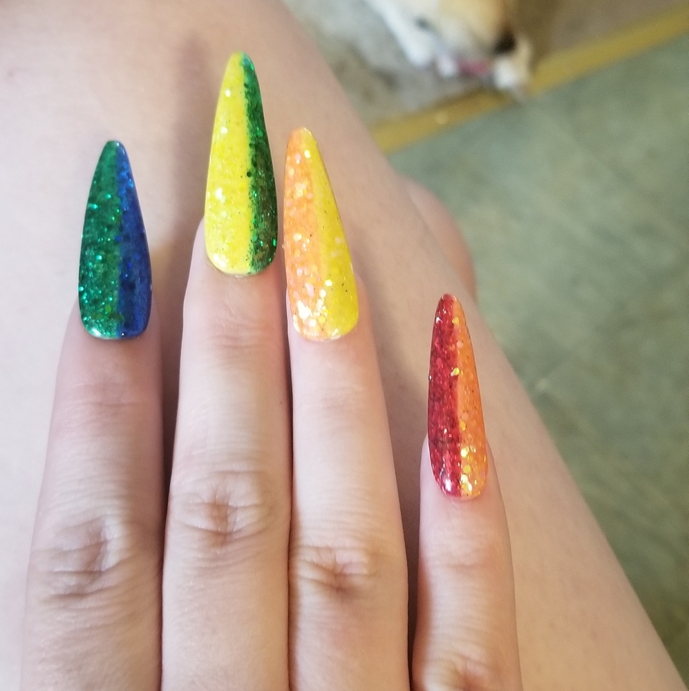 Custome Pride Nails - Picture 3 of 4